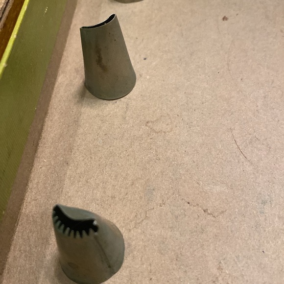 VTG Ateco cake pastries pie cake decorating Good Housekeeping w/6 tips - Picture 3 of 13